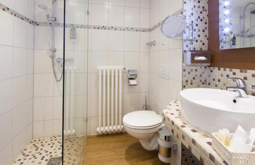 Langenfeld Hotel | Hotel Mondial