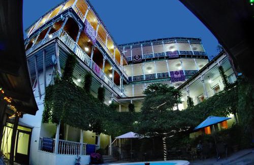 Avlabari Hotel | Hotel Nata