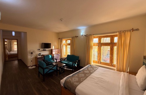 Leh Hotel | Hotel New Glacier View