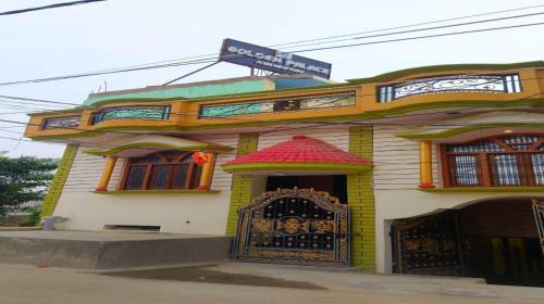 Faizabad Apartment | Hotel O Golden Palace Homestay
