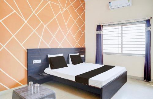 Jabalpur Hotel | Hotel O M N Palace