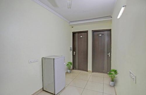Sector 39 Hotel | Hotel O Mahadev Guest House