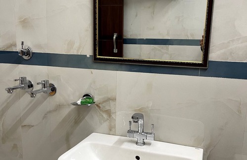 Kishangarh Hotel | Hotel Paradise - Chandigarh