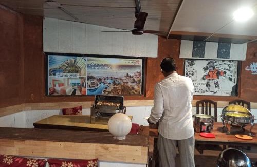 Matheran Bed & Breakfast | Hotel Park view Matheran