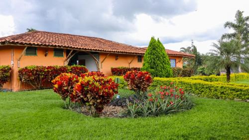 Quimbaya Hotel | Hotel Parque de los Arrieros