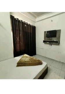 Sikar Hotel | Hotel Raj Krishanam