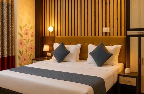 Ayodhya Hotel | Hotel Rajnandani Palace -Luxury Stay Near Ram Mandir, Ayodhya