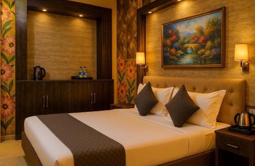 Ayodhya Hotel | Hotel Rajnandani Palace - Walkable Distance from Ram Mandir Ayodhya