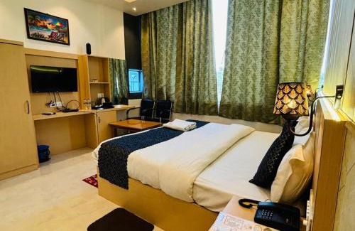 Ayodhya Hotel | Hotel Ramay Palace 400 Meter from Ram Mandir Ayodhya
