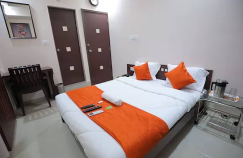 Rajkot Hotel | Hotel Raviraj Palace Rajkot