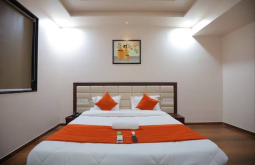 Rajkot Hotel | Hotel Raviraj Palace Rajkot