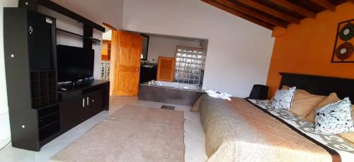 Guatape Hotel | Hotel Real Guatapé