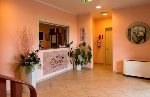 Lido Adriano Hotel | Hotel-Residence-b&b Le Dune beach service included
