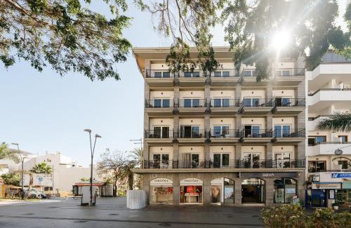 Los Cristianos Hotel | Hotel Reveron Plaza