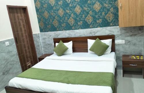Vrindavan Hotel | Hotel RK Grand Galaxy