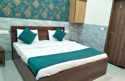 Vrindavan Hotel | Hotel RK Grand Galaxy