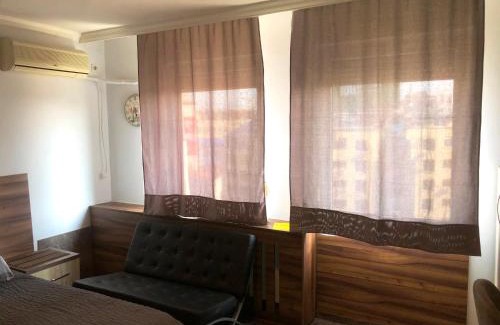 Centar Apartment | HOTEL ROOM CITY SQUARE with great VIEW no parking