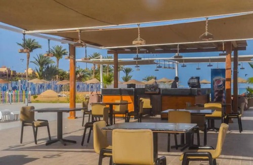 Corniche Road-Dahar Ski Chalet | Hotel room in Scandic Resort Hurghada