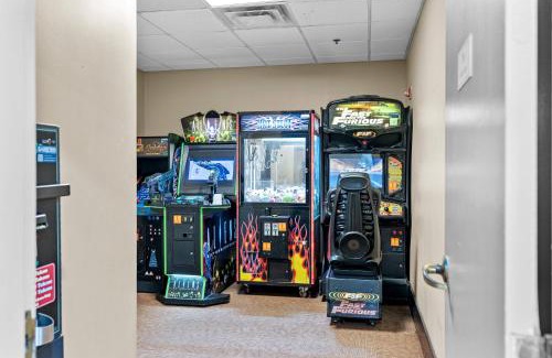 Florida Central Atlantic Coast Apartment | Hotel Room Next to Universal At Stay Sky Suites