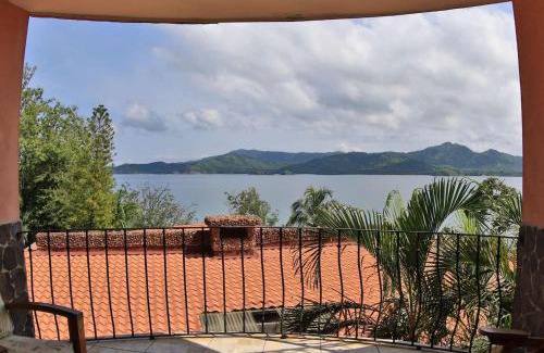 Playa Flamingo Apartment | Hotel room-style ocean-view unit in Flamingo with pool