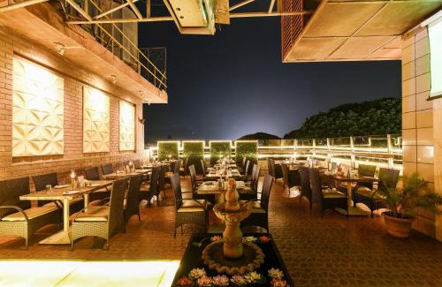 Mysore Hotel | Hotel Roopa