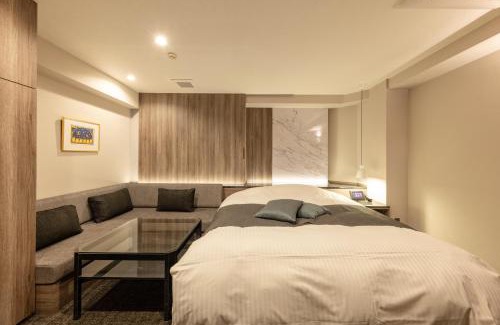 Sanbancho Hotel | Hotel ROSSO 松山