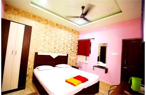 Bhubaneshwar Apartment | Hotel Royal-INN Near Railway Station with Best Price