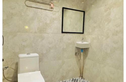 Faizabad House | Hotel Royal Palm Inn होटल रॉयल पाम इन्न