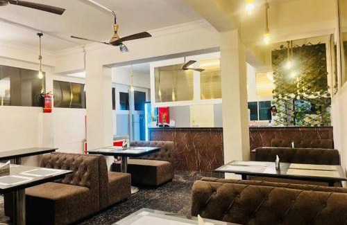 Gachibowli Apartment | HOTEL ROYAL SUITES AND ROOMS Near AIG Hospital Gachibowli