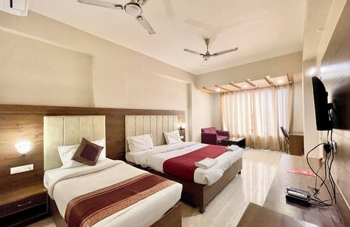 Varanasi Hotel | Hotel Rudraksh - Varanasi