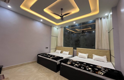 Misrikh Hotel | Hotel S.K Atithi Bhawan