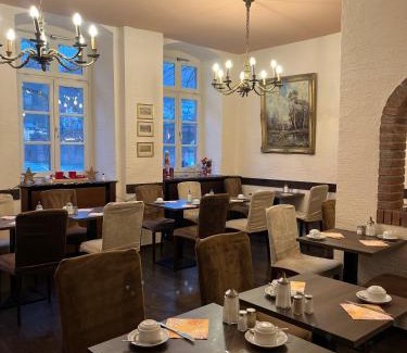 Heidelberg City Centre Hotel | Hotel Schnookeloch
