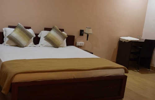 Khajuraho Hotel | Hotel Shree Krishna Jungle Resort