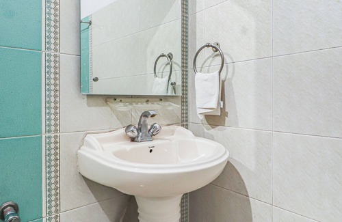 Bullawala Hotel | Hotel Siddharth Paradise