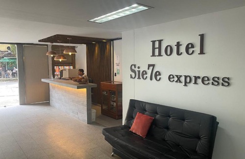 Laureles - Estadio Hotel | Hotel Sie7e Express