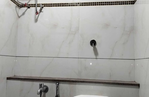 Ahmedabad Hotel | HOTEL SPARK INN