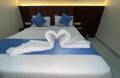 Andheri East House | hotel surya grand
