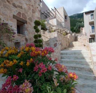 Nikiana Hotel | Hotel Tesoro