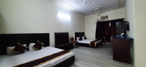 Dehradun Hotel | Hotel THE BIRD Dehradun