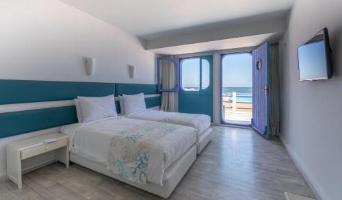 La Corniche Hotel | Hotel Tropicana