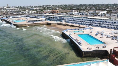 La Corniche Hotel | Hotel Tropicana
