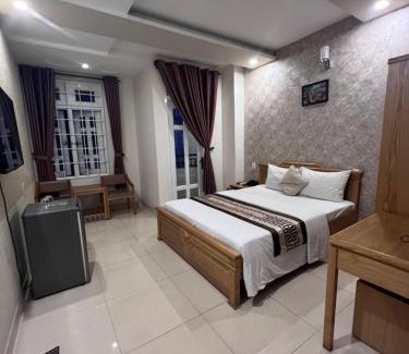 Tan Phu District Hotel | Hotel Xuân Ngọc