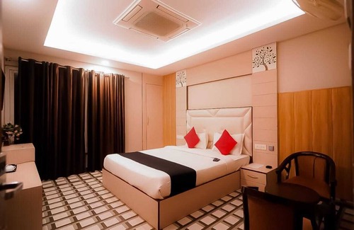 Civil Lines Hotel | HOTEL YUGANTAR & BANQUETS