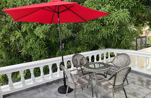 Santiago Province House | House 5 mins from Monument with free parking