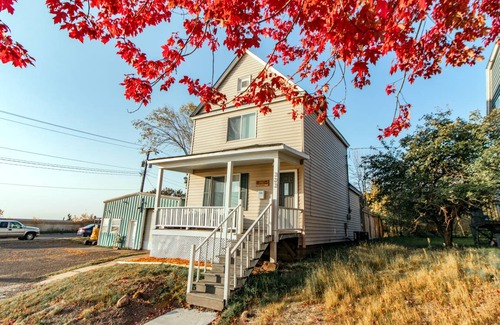 Endion House | House ∙ 2 bedrooms ∙ 7 guests
