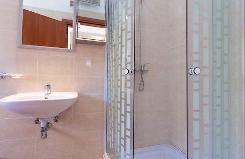 Kukci House | House and Apt in Porec - Istrien 42536