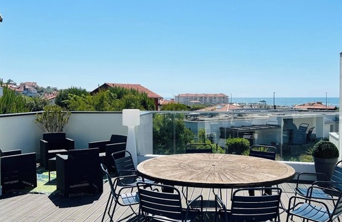 Anglet House | House and Rooftop 80 m2 Sea view, Garden. Beach 100 m, golf course 300 m