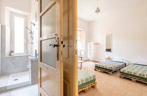 Dorgali Bed & Breakfast | House for 12 with 4 bedrooms and 3 bathrooms