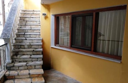 Petaleia Apartment | House Grigoris Tsigros