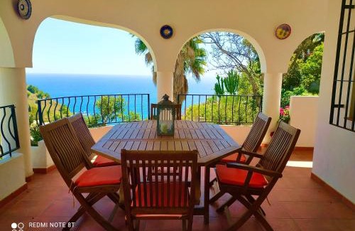 Almunecar Villa | House in a cove Almunecar